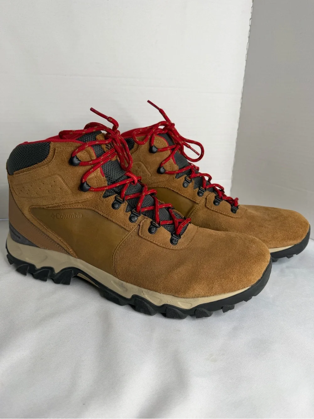 Columbia Newton Ridge Plus ll Brown Suede Waterproof Hiking Boots. Size 16.